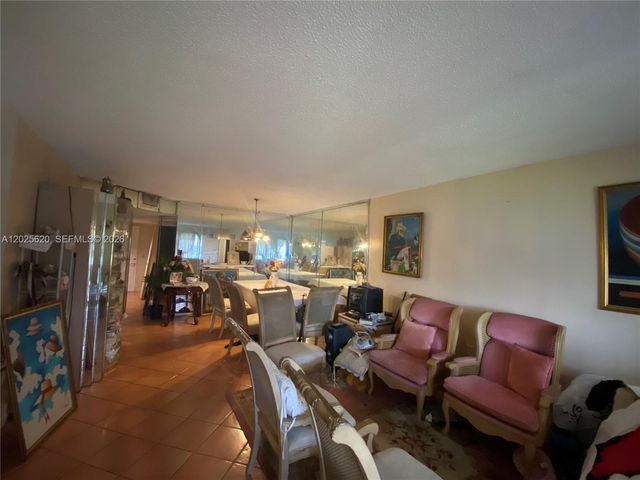 850 SW 138th Ave 310D, Pembroke Pines, FL 33027