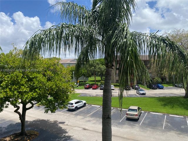 850 SW 138th Ave 310D, Pembroke Pines, FL 33027