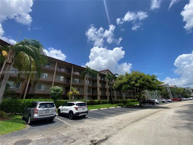 850 SW 138th Ave 310D, Pembroke Pines, FL 33027