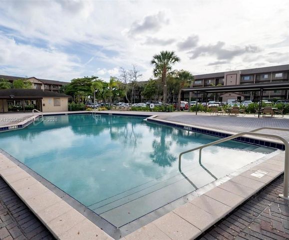 850 SW 138th Ave 310D, Pembroke Pines, FL 33027