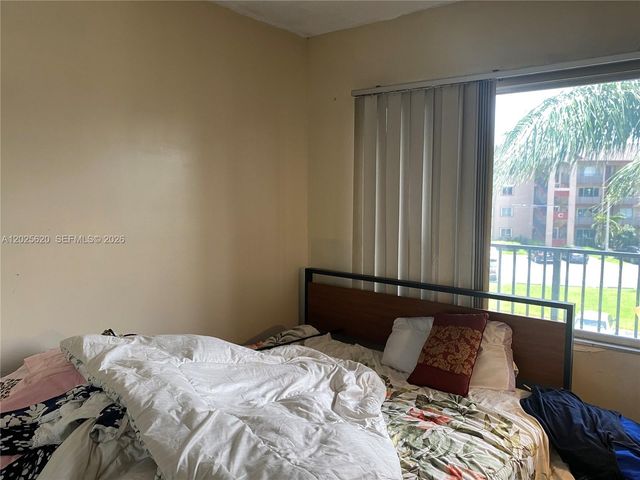 850 SW 138th Ave 310D, Pembroke Pines, FL 33027