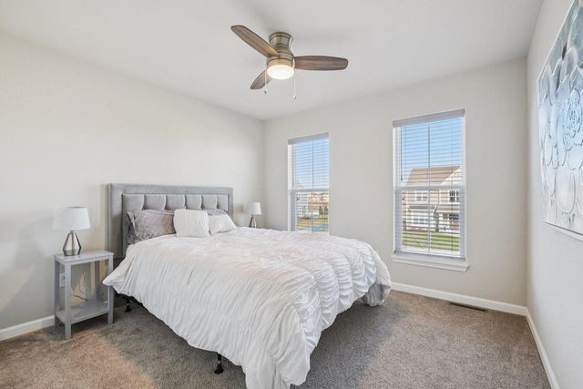 1819 Windrush DRIVE, Grafton, WI 53024