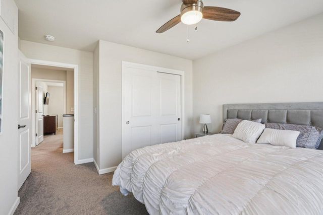 1819 Windrush DRIVE, Grafton, WI 53024