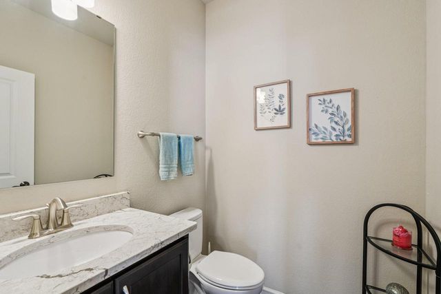 1819 Windrush DRIVE, Grafton, WI 53024