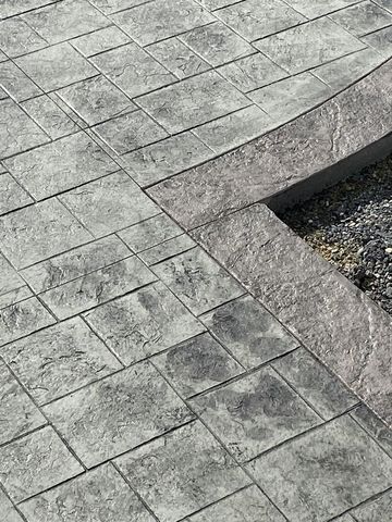 1819 Windrush DRIVE, Grafton, WI 53024