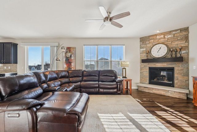 1819 Windrush DRIVE, Grafton, WI 53024