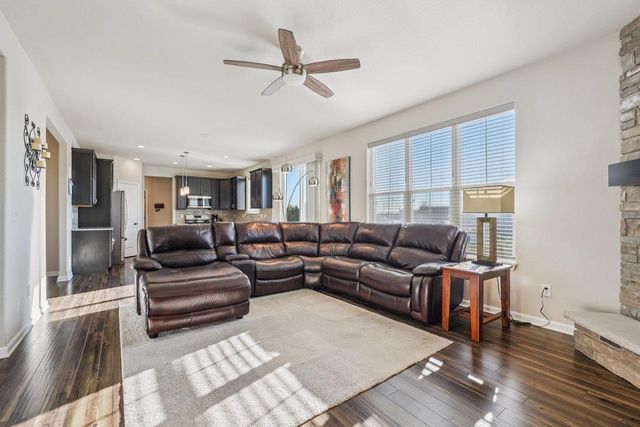 1819 Windrush DRIVE, Grafton, WI 53024