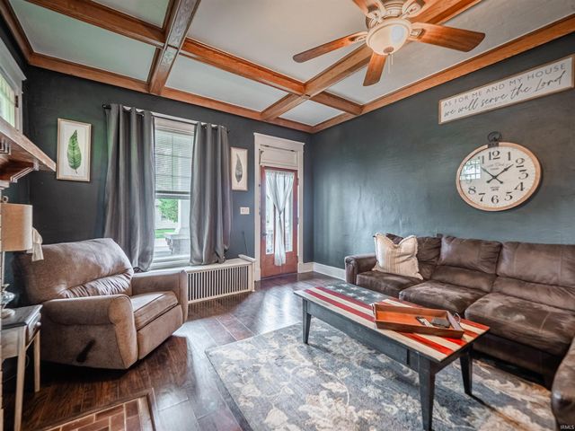 402 E Water Street, Mount Vernon, IN 47620