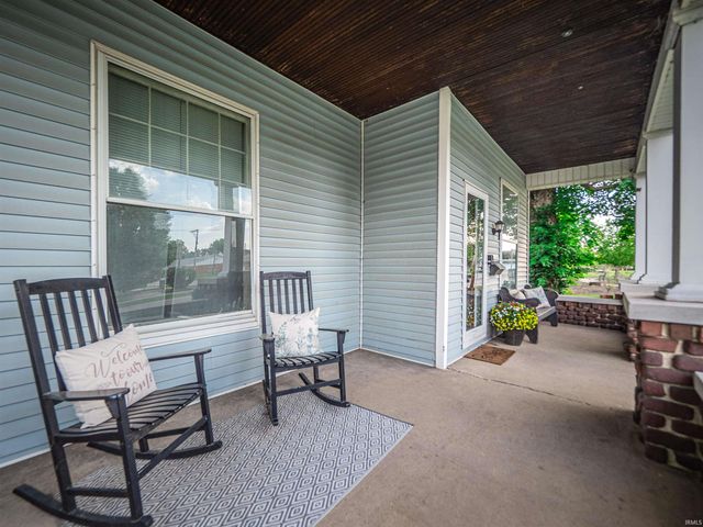 402 E Water Street, Mount Vernon, IN 47620