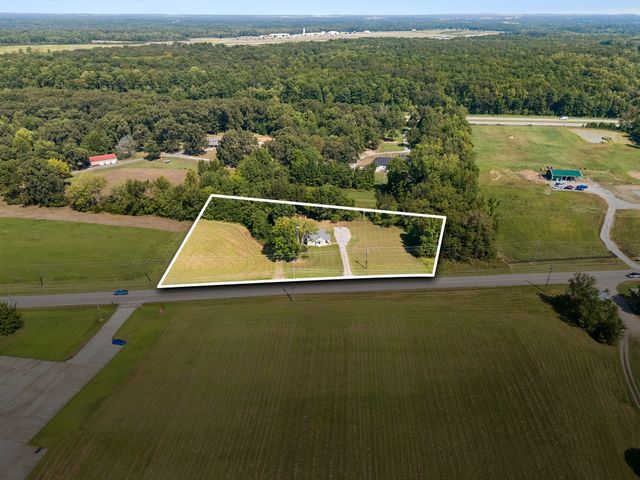 1761 Woodlawn Rd, Clarksville, TN 37042