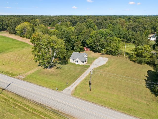 1761 Woodlawn Rd, Clarksville, TN 37042