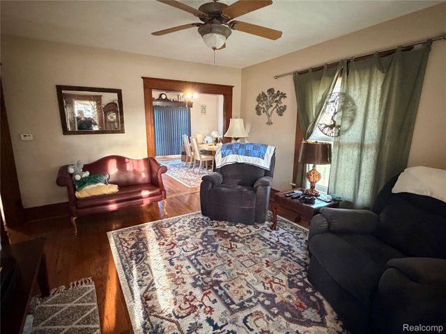 6038 Byron Road, Cohoctah Township, MI 48855