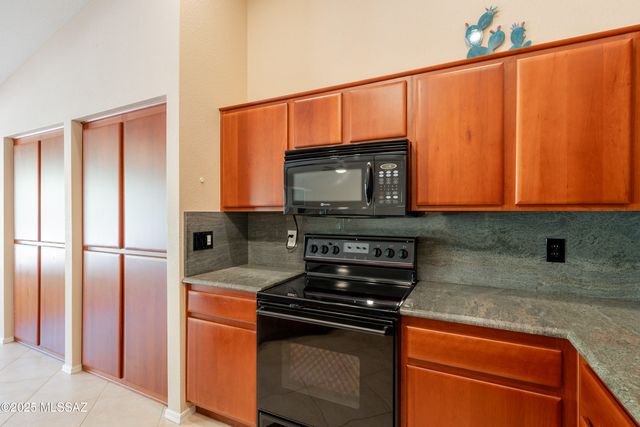 65156 E Brassie, Tucson, AZ 85739