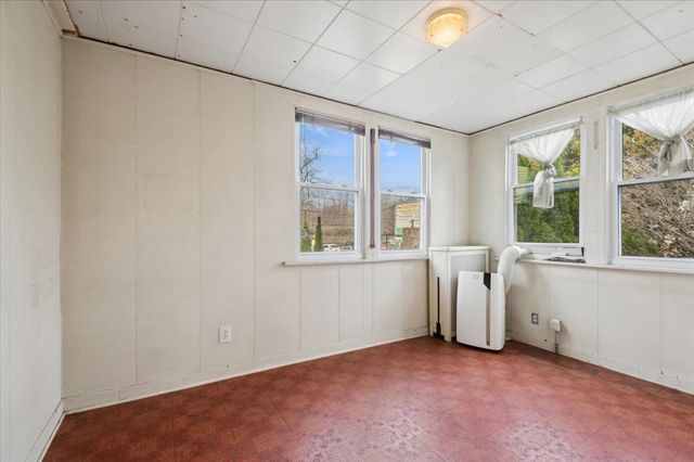 1762 W Morse Avenue, Chicago, IL 60626