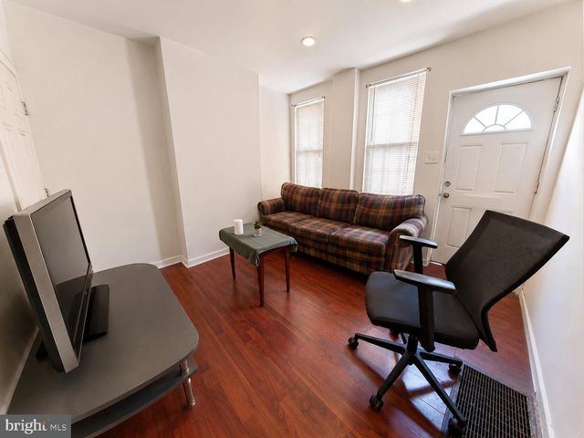 1921 N DARIEN ST, Philadelphia, PA 19122