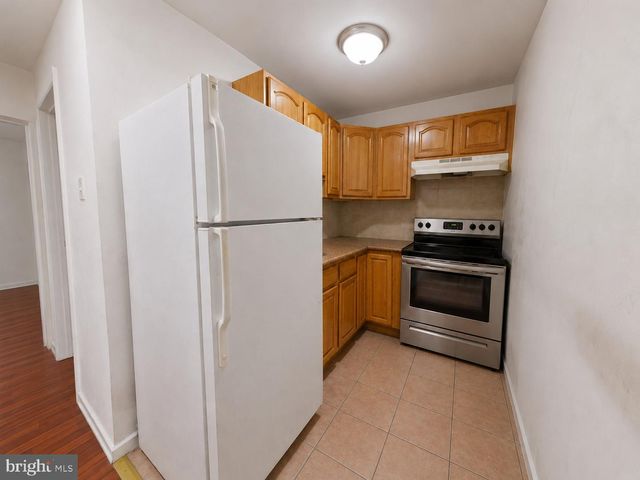 1921 N DARIEN ST, Philadelphia, PA 19122