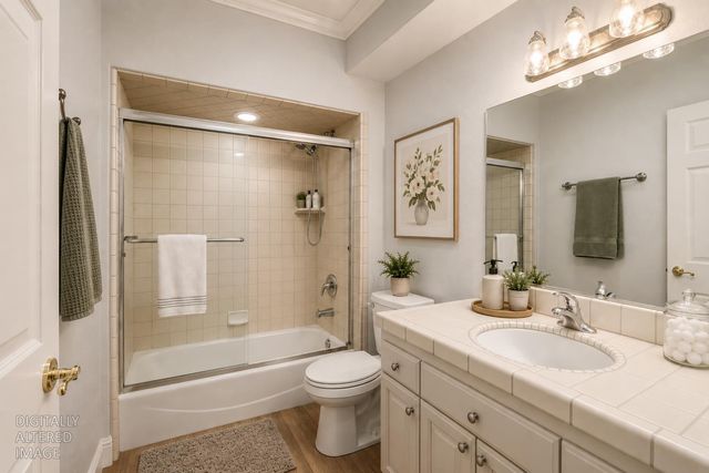 5 Latham Ln, Sacramento, CA 95864