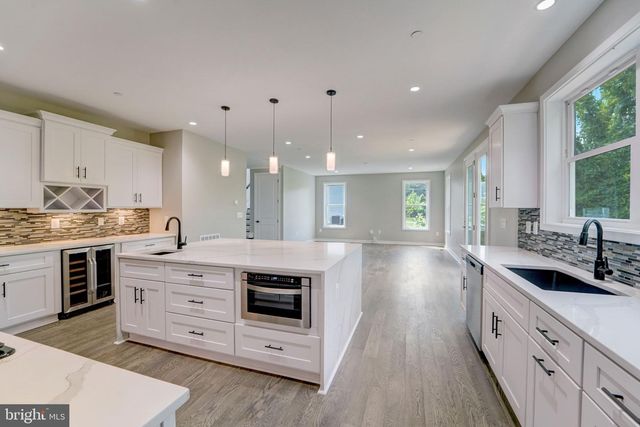 7618 CARLA RD, Pikesville, MD 21208
