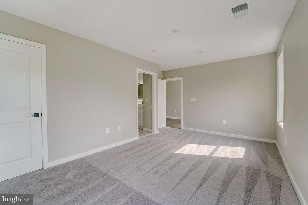 Image 29 of property listing at 7618 CARLA, Pikesville, MD 21208