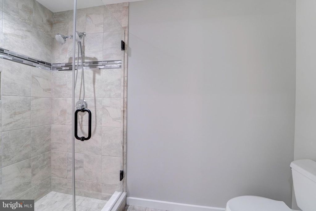 Image 31 of property listing at 7618 CARLA, Pikesville, MD 21208