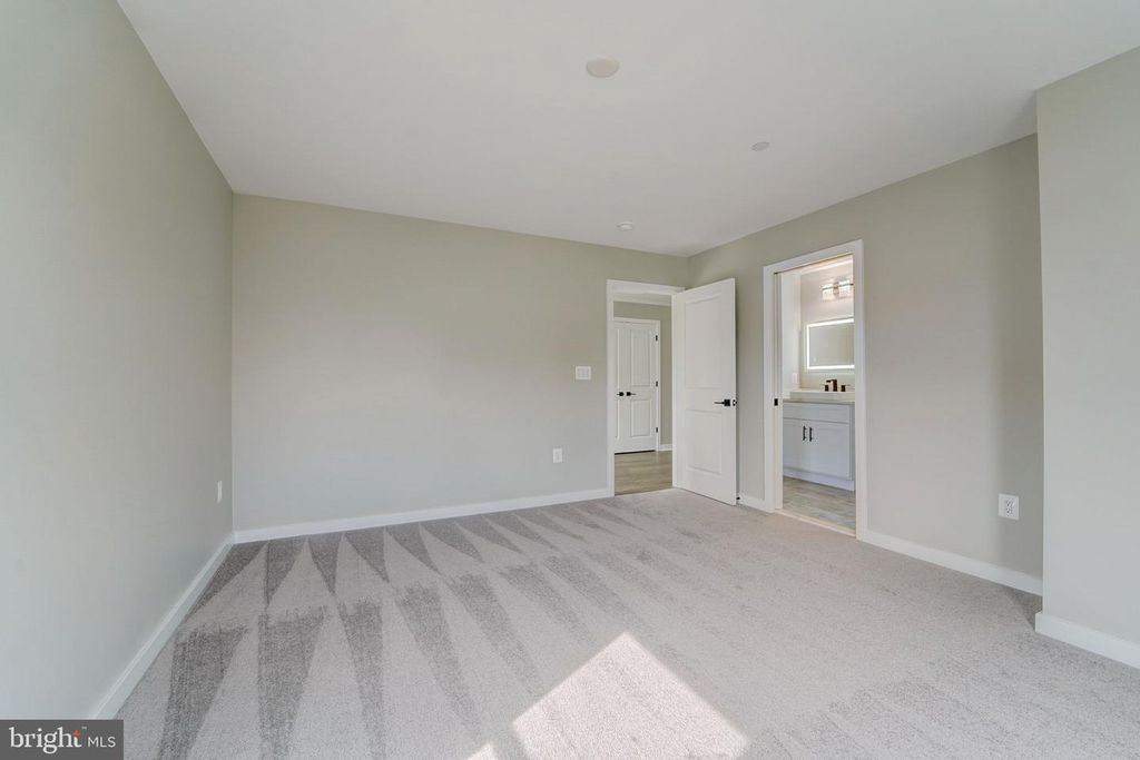 Image 35 of property listing at 7618 CARLA, Pikesville, MD 21208