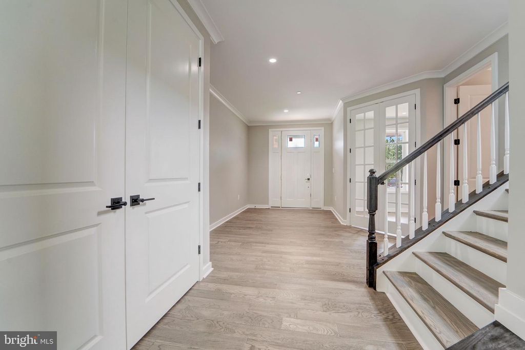Image 4 of property listing at 7618 CARLA, Pikesville, MD 21208