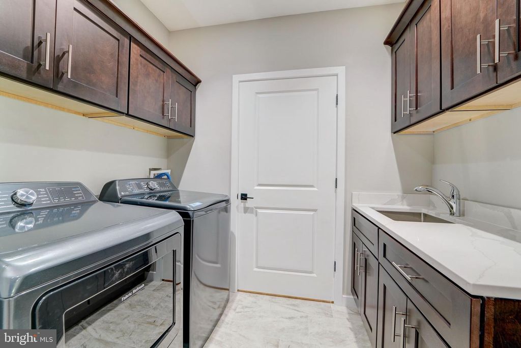 Image 41 of property listing at 7618 CARLA, Pikesville, MD 21208
