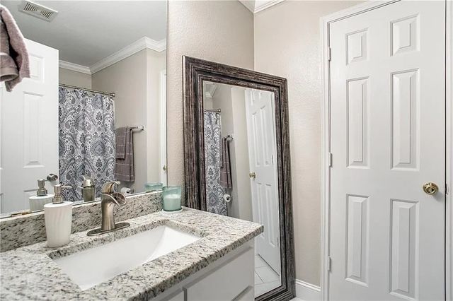 1613 Crown Point Drive, Little Elm, TX 75036