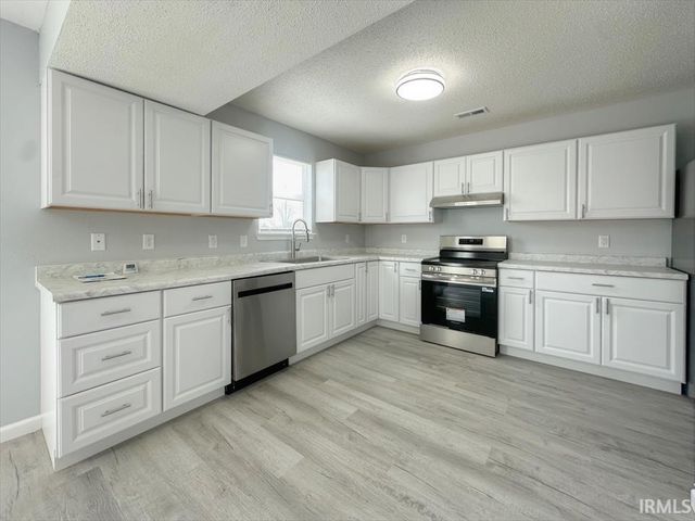 1789 CAROL LYNN Drive, Kokomo, IN 46901