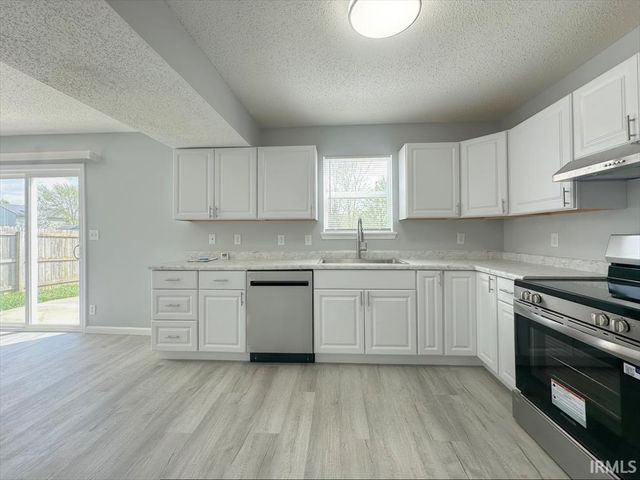 1789 CAROL LYNN Drive, Kokomo, IN 46901