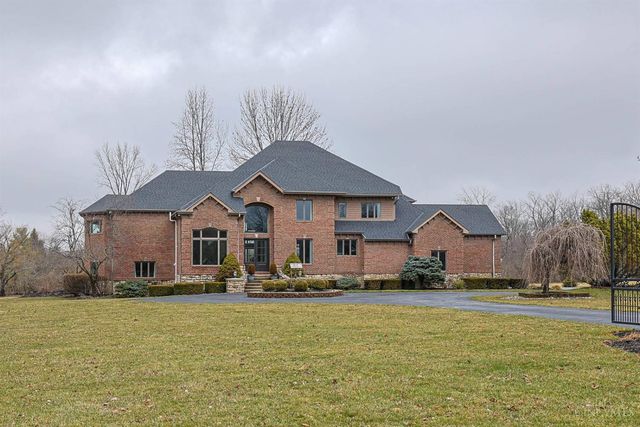 2822 Golden Fox Trail, Turtle Creek Twp, OH 45036
