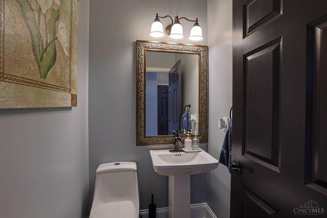 2822 Golden Fox Trail, Turtle Creek Twp, OH 45036