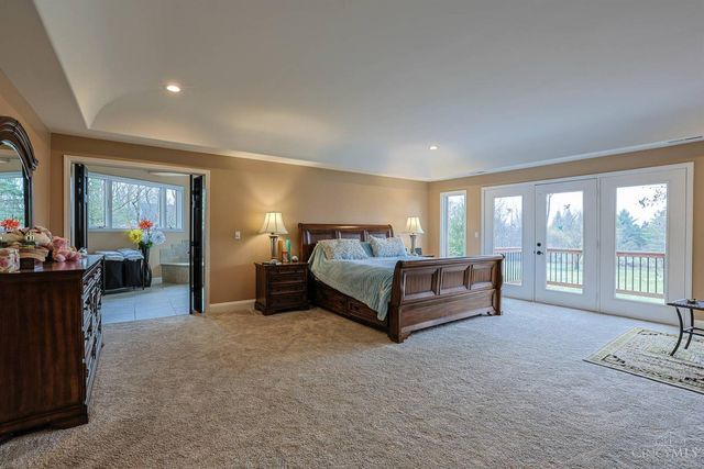 2822 Golden Fox Trail, Turtle Creek Twp, OH 45036