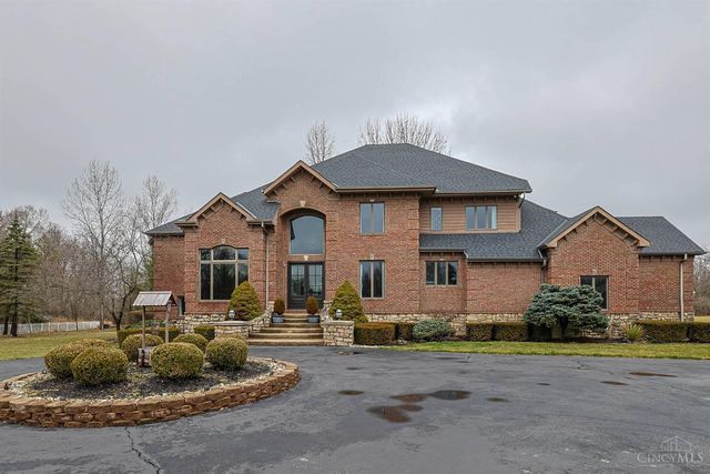 2822 Golden Fox Trail, Turtle Creek Twp, OH 45036