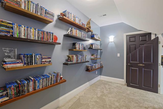 2822 Golden Fox Trail, Turtle Creek Twp, OH 45036