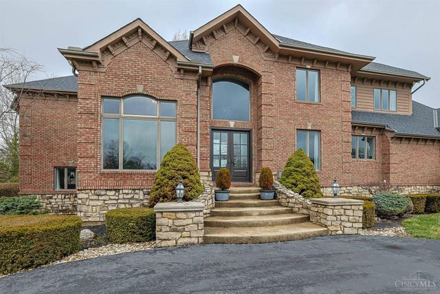 2822 Golden Fox Trail, Turtle Creek Twp, OH 45036