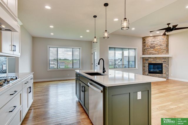 7131 N 172 Street, Bennington, NE 68007