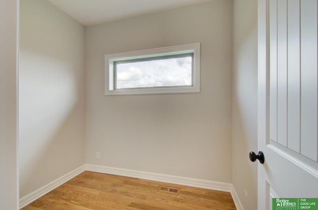 7131 N 172 Street, Bennington, NE 68007
