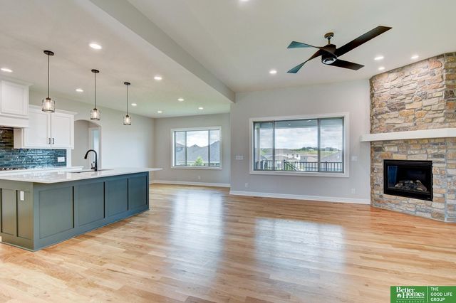 7131 N 172 Street, Bennington, NE 68007