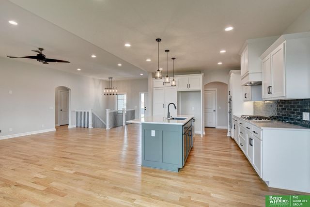7131 N 172 Street, Bennington, NE 68007