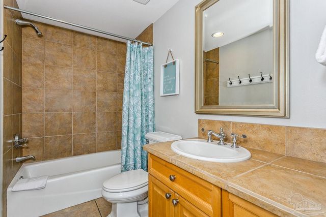 1 Portofino Dr 1105, Pensacola Beach, FL 32561