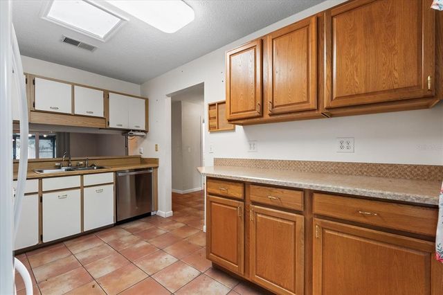 1054 W SAMMS AVENUE, Port Orange, FL 32129