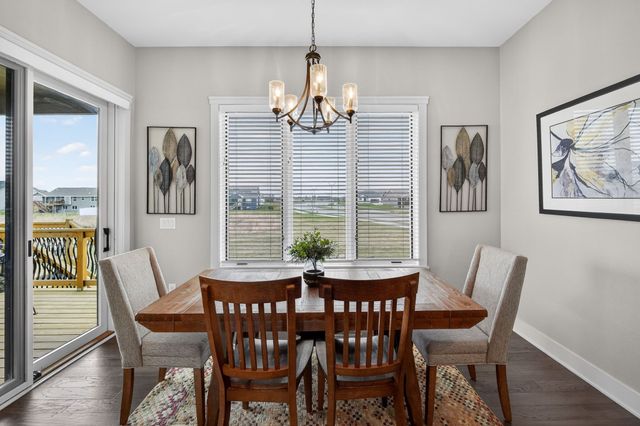 2357 Stonewood Court SW, Altoona, IA 50009