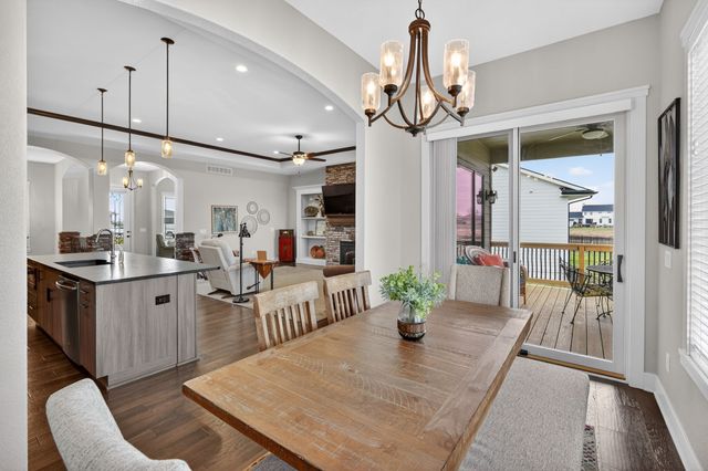 2357 Stonewood Court SW, Altoona, IA 50009