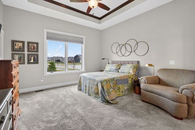 2357 Stonewood Court SW, Altoona, IA 50009