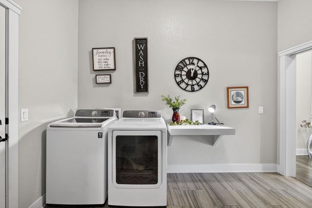 2357 Stonewood Court SW, Altoona, IA 50009