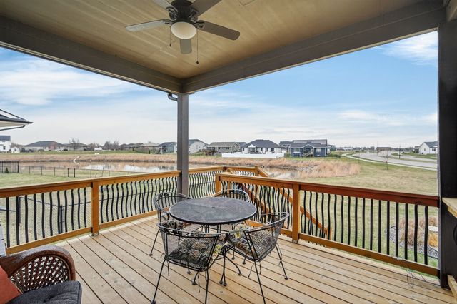 2357 Stonewood Court SW, Altoona, IA 50009