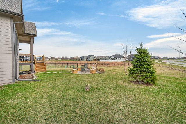 2357 Stonewood Court SW, Altoona, IA 50009