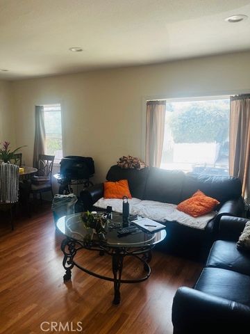 612 E Fairview Boulevard, Inglewood, CA 90302