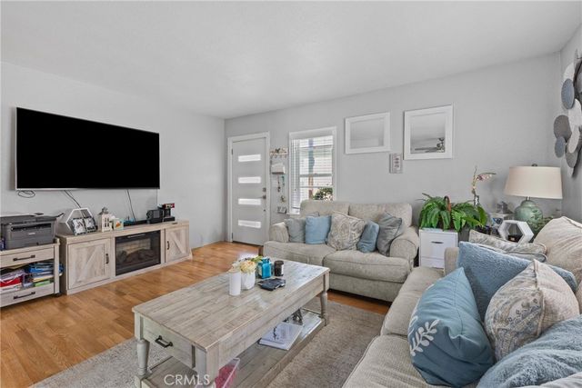 612 E Fairview Boulevard, Inglewood, CA 90302